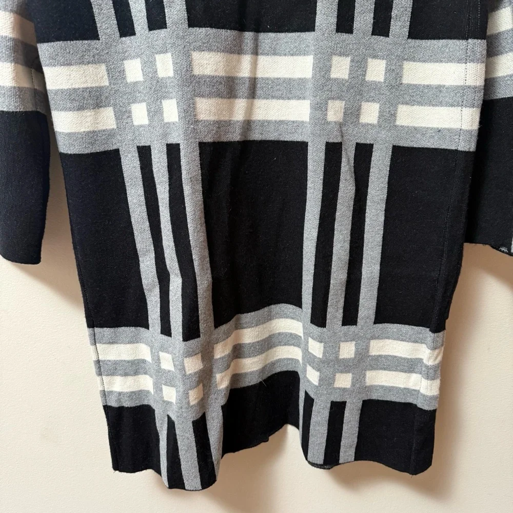 NWT Oliver O. Patterned Cardigan